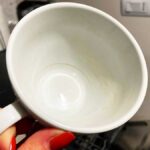 Il Tè e il Caffè macchiano le Tazze? Così tornano come nuove!